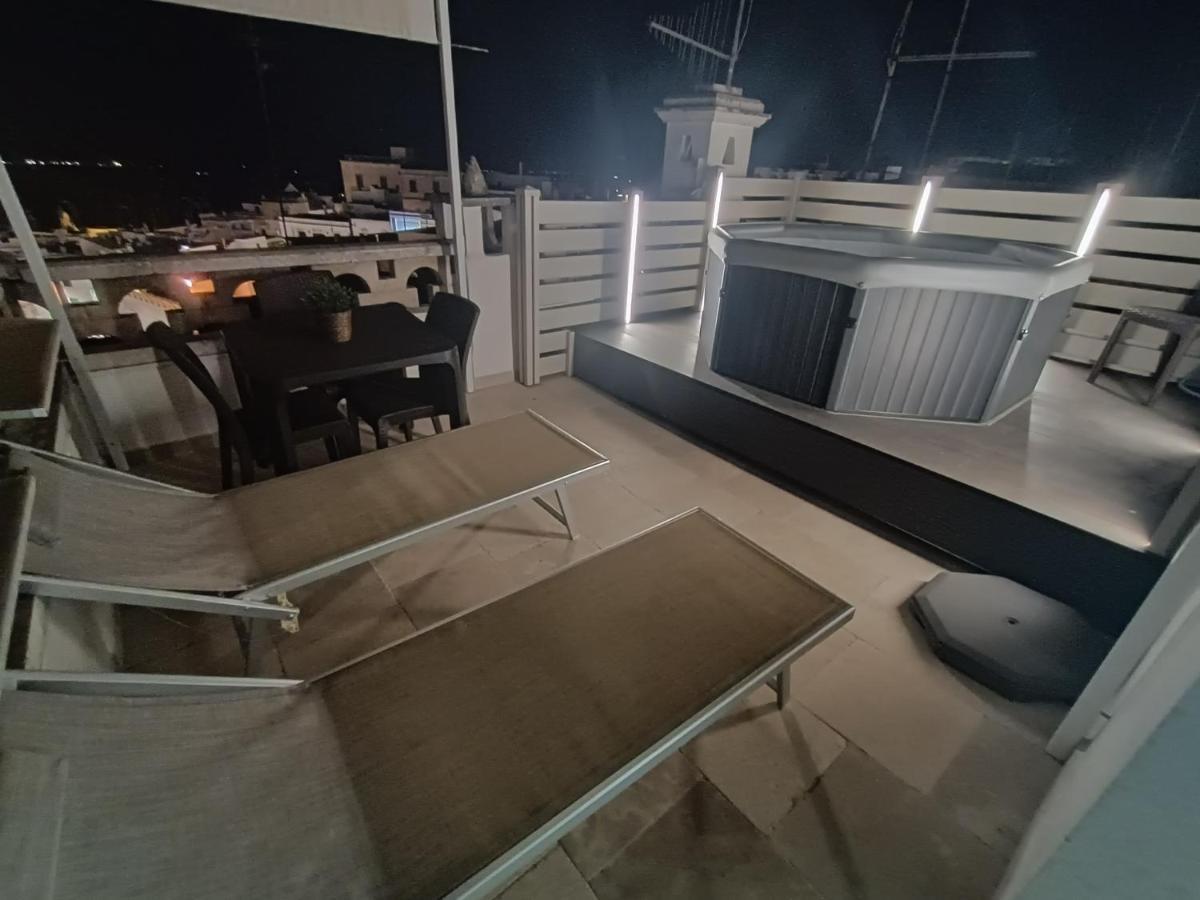 Dimora Agata 21 Hotel Остуни Екстериор снимка